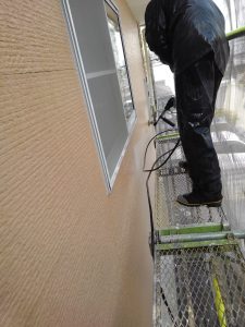 姫路市にて外壁塗装　高圧洗浄