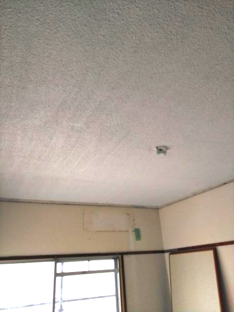 姫路市にてアパート塗り替え工事・室内塗装 施工前
