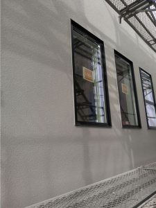 姫路市にて新築ベルアート吹き付け外壁塗装工事