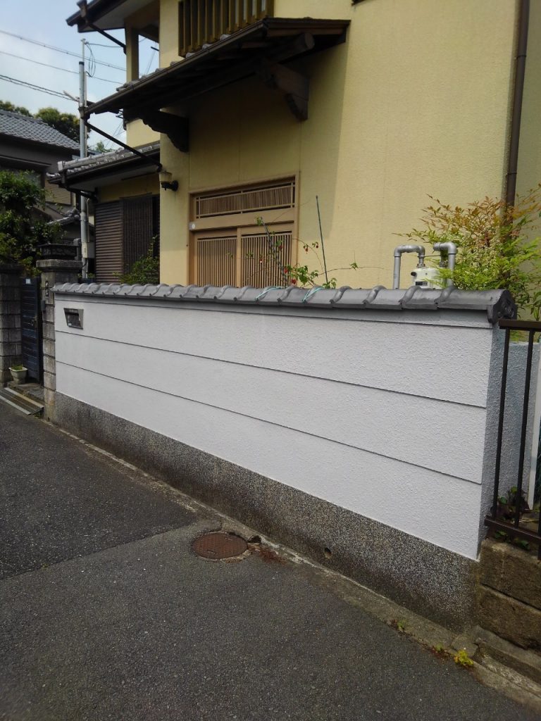 姫路市にて外壁塗装　外構の塗り替え工事　施工前