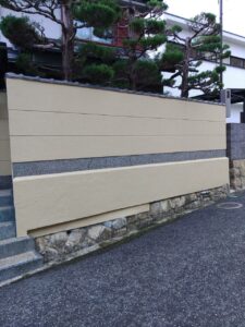 姫路市にて擁壁塗装〈擁壁の補修・塗装、付帯部塗装〉