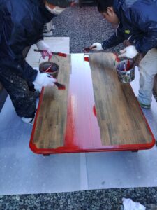 テーブル塗装　施工状況
